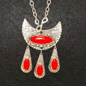 Western Style Pendant Necklce